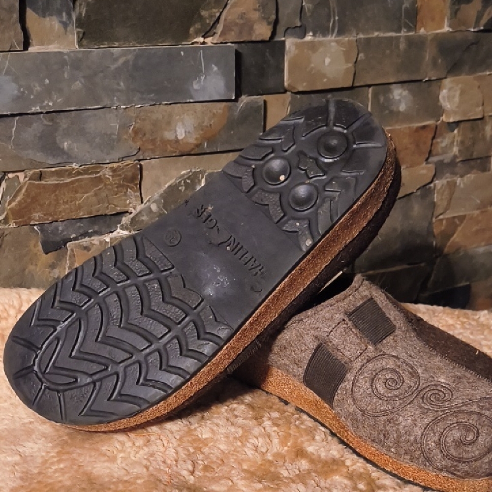 HAFLINGER Brown Wool Mules/Clogs So Comfortable! Classic Indoor/Outdoor Slippers - Picture 2 of 8